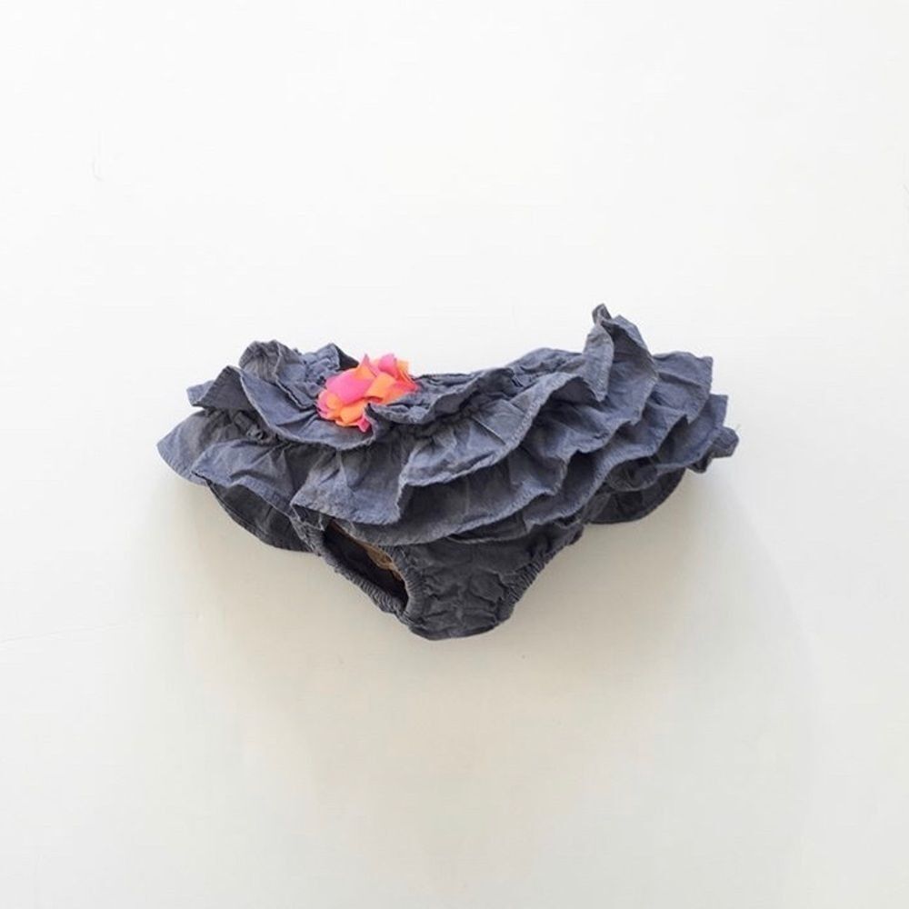 Gymboree chambray ruffle bloomers EUC 3-6 months